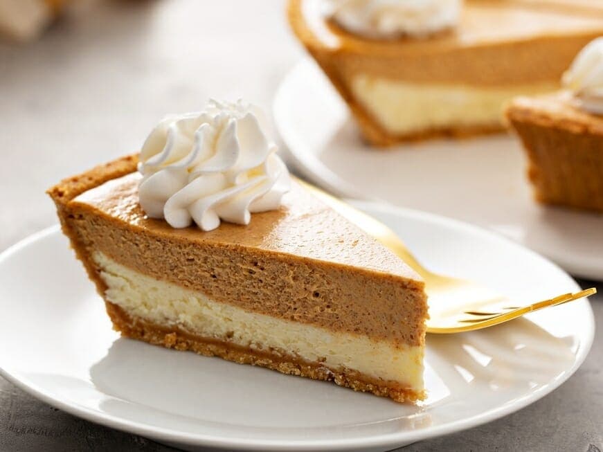 Kahekihiline kõrvitsa-toorjuustukook