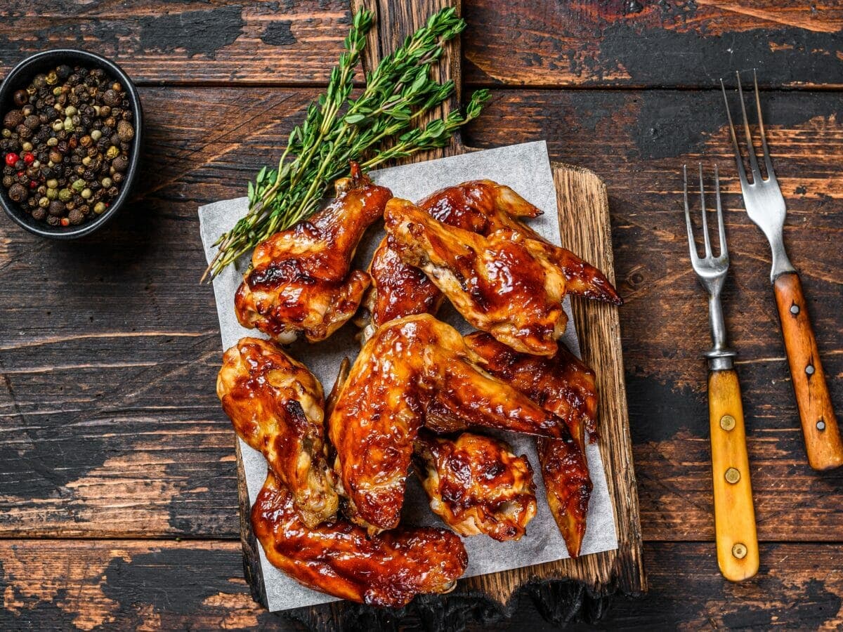 Küpsetatud BBQ kanatiivad