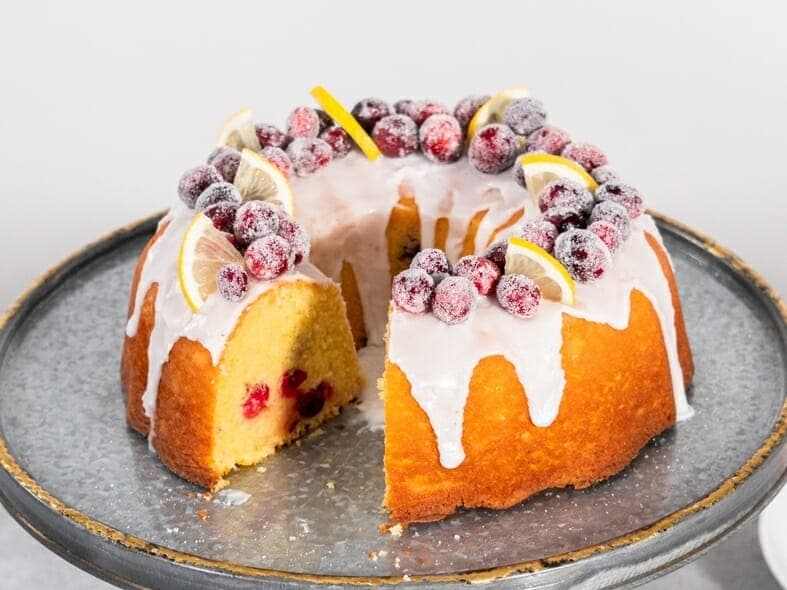 Jõhvika-apelsini keeks glasuuriga