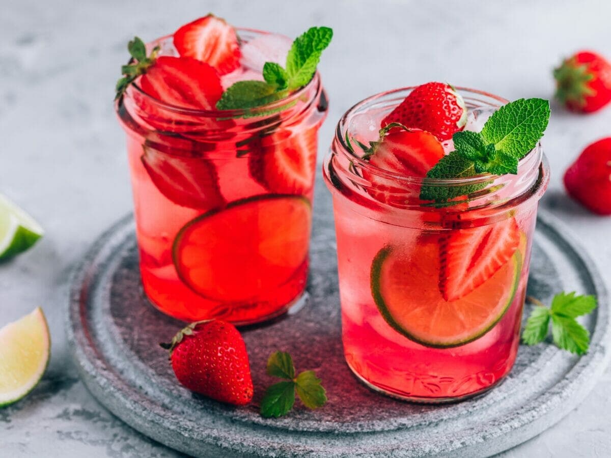 Maasika mojito kokteil