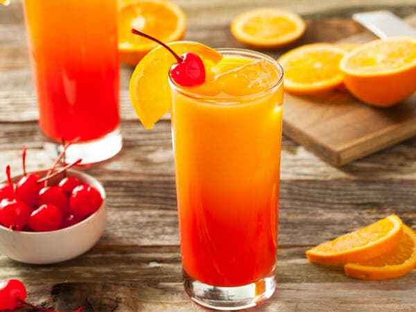 Tequila Sunrise kokteil