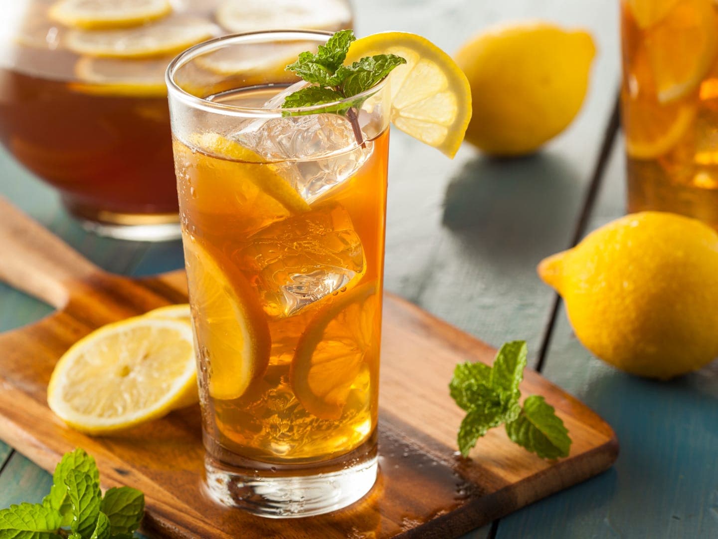 Sidruni jäätee jook