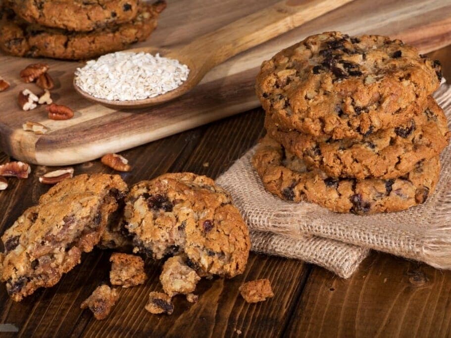 Pehmed kaerahelbeküpsised šokolaaditükkidega