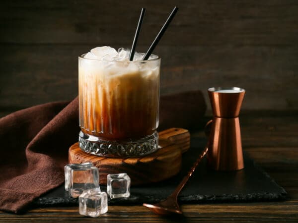 White Russian kokteil